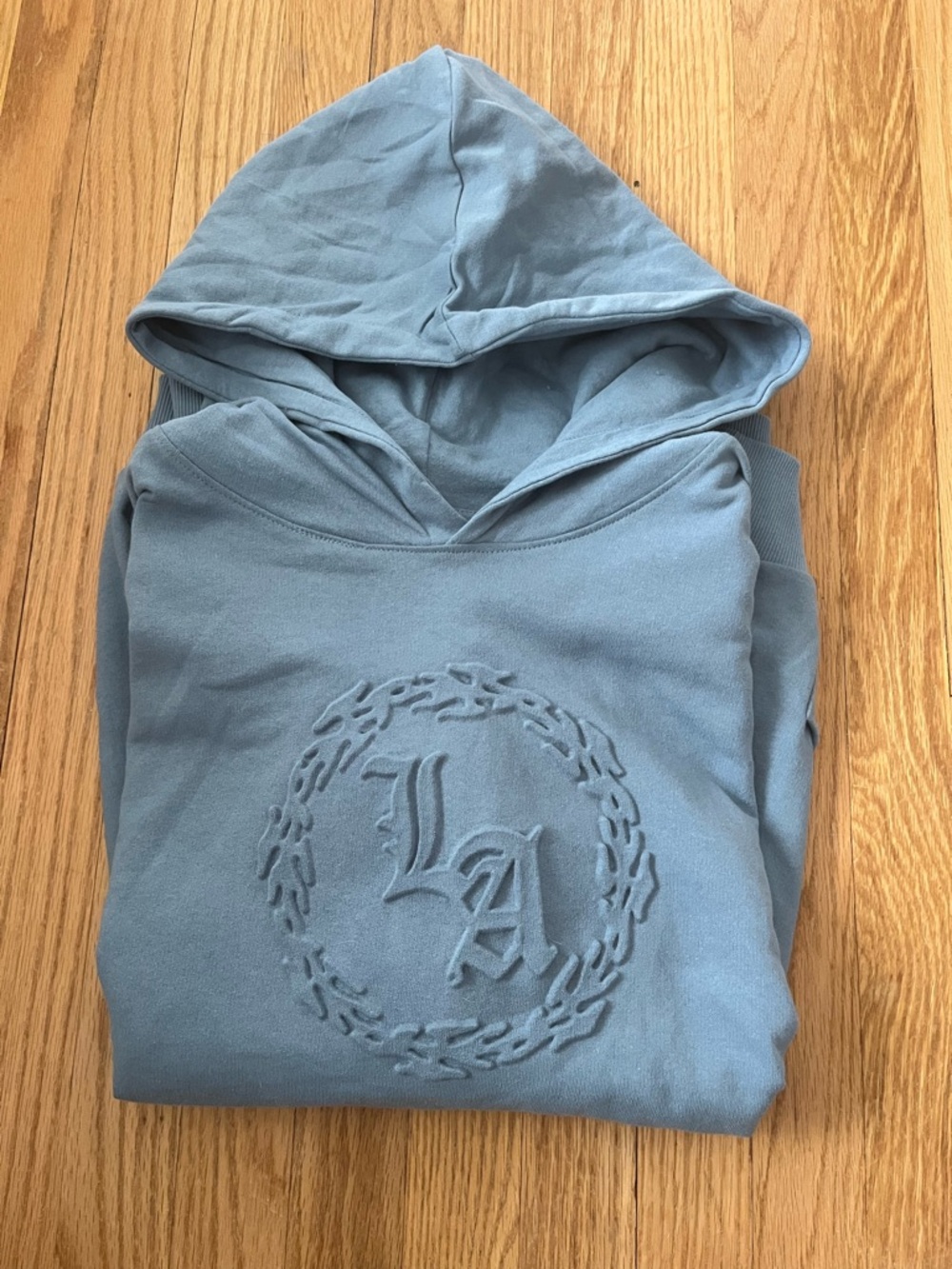 Men’s Fly By Night Embossed LA Wreath Hoodie Large